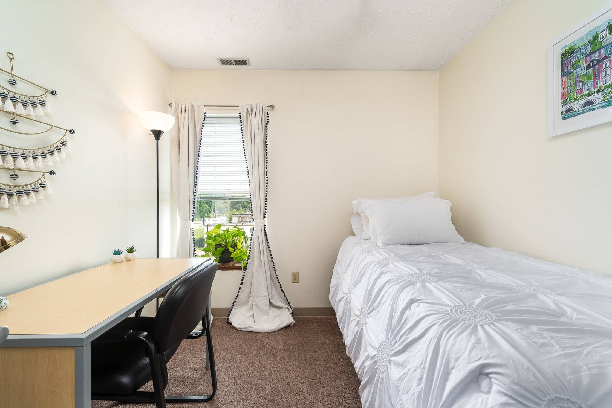 2 Bed, 1.5 Bath Classic