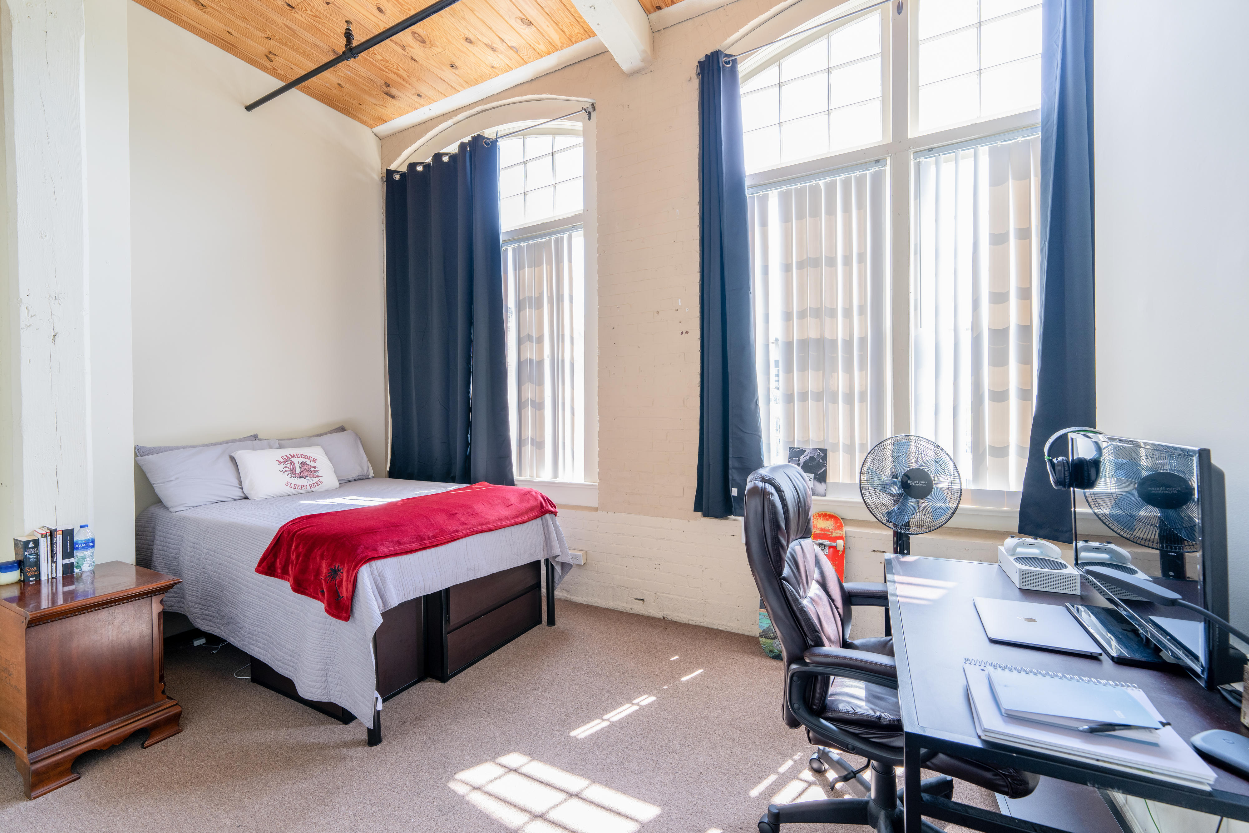 3 Bed, 2 Bath Flat