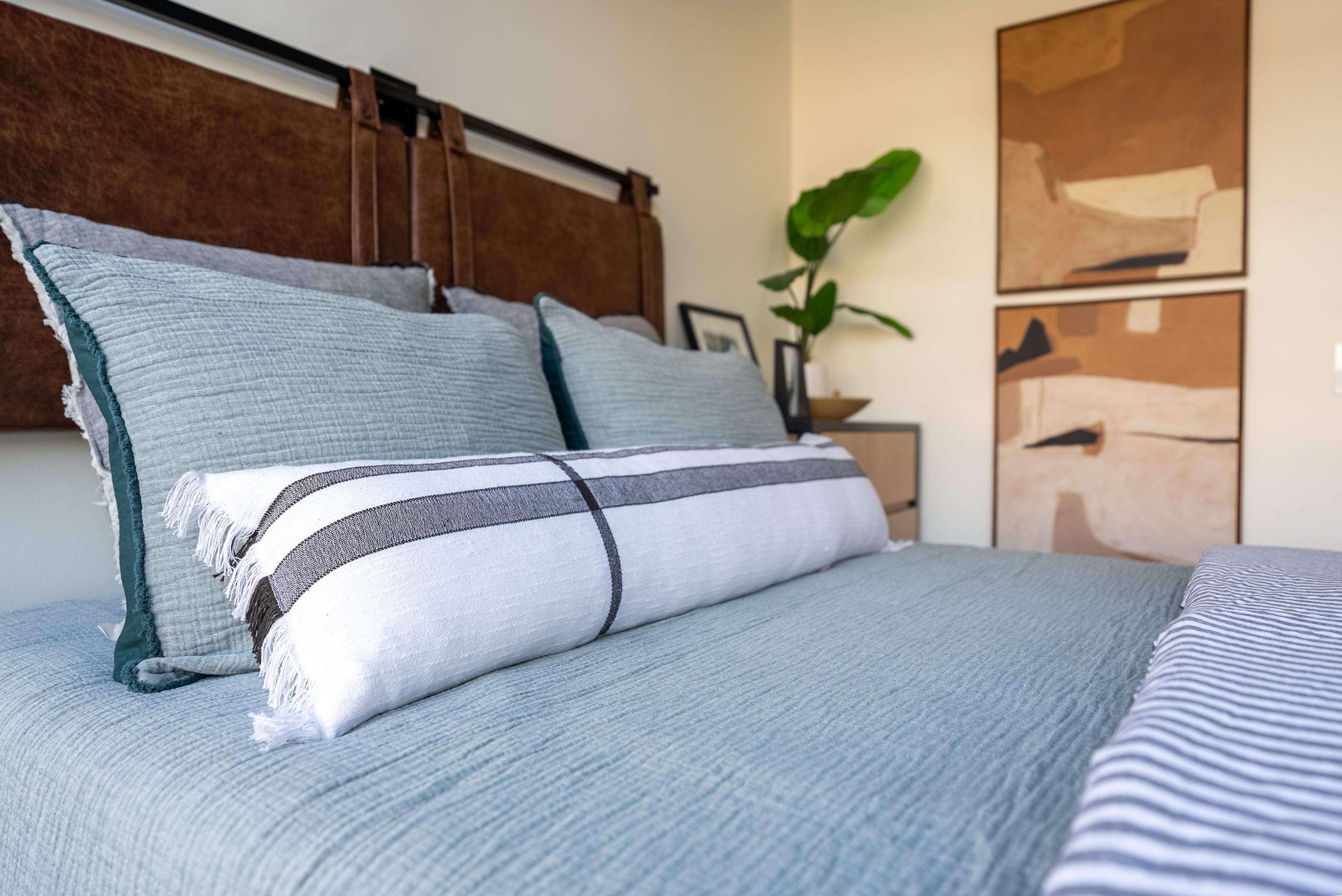 2 Bed, 1.5 Bath Loft Renovated