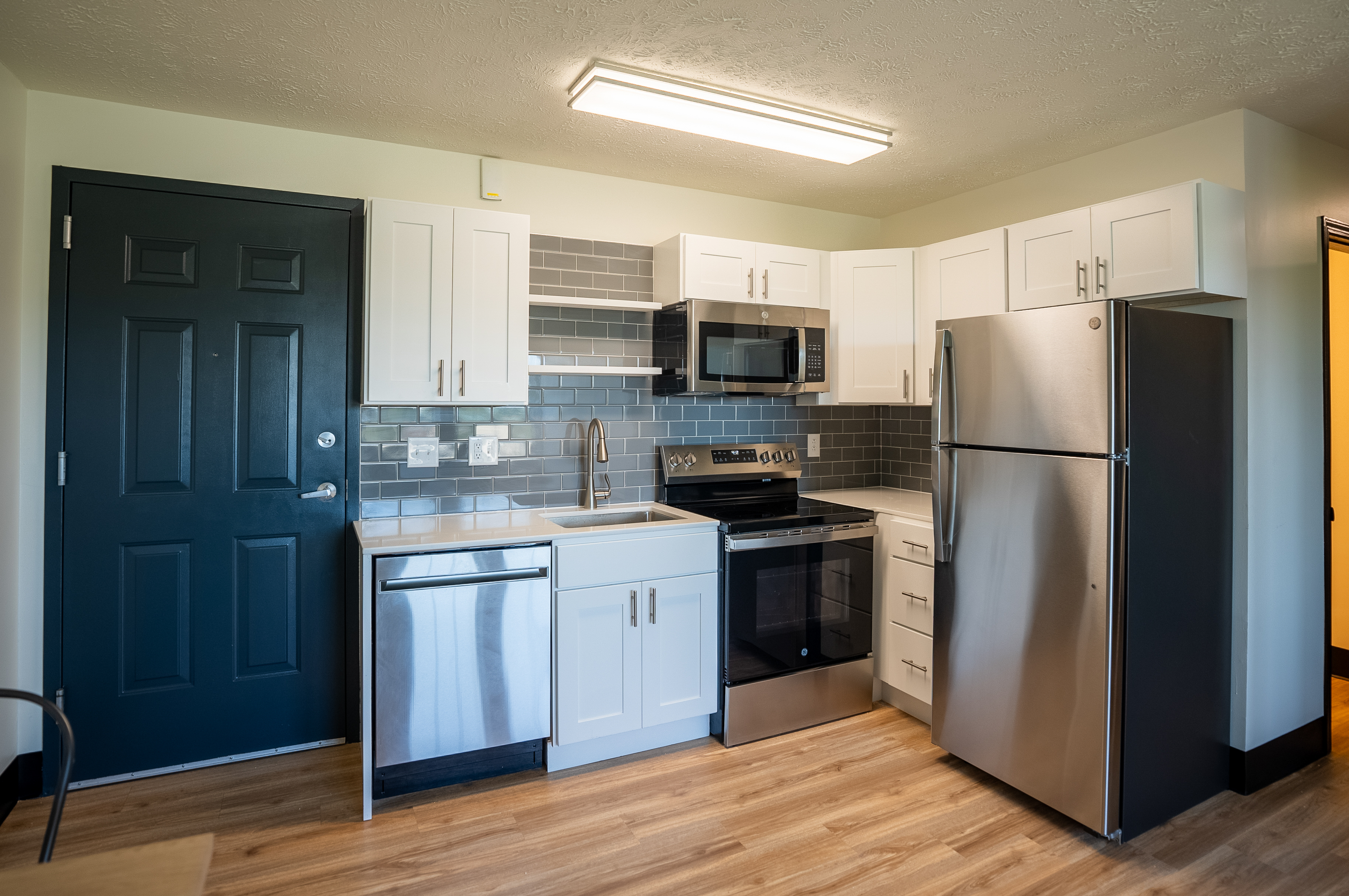 2 Bed, 1.5 Bath Classic Renovated