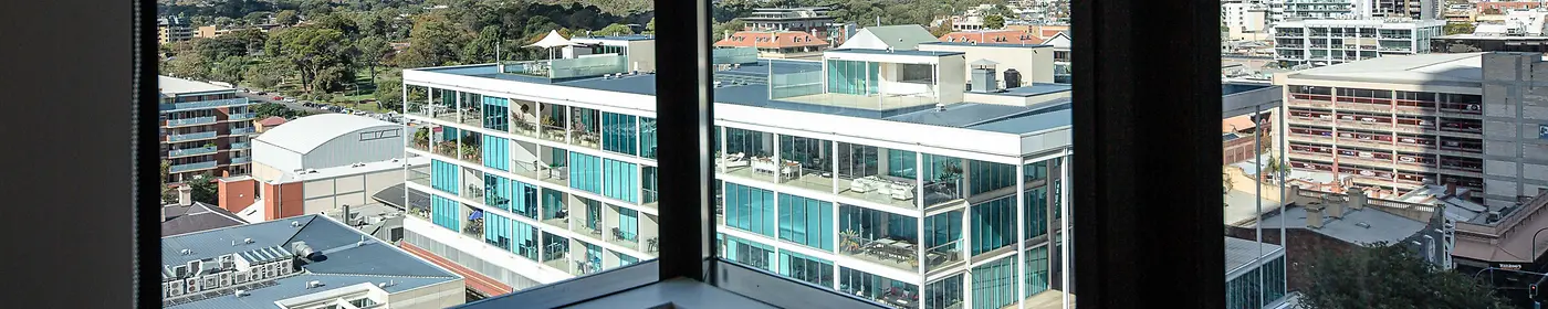 Yugo AC 4 bed shared apartment large new 3