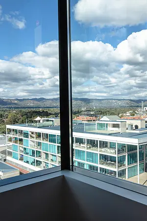 Yugo AC 4 bed shared apartment large new 3