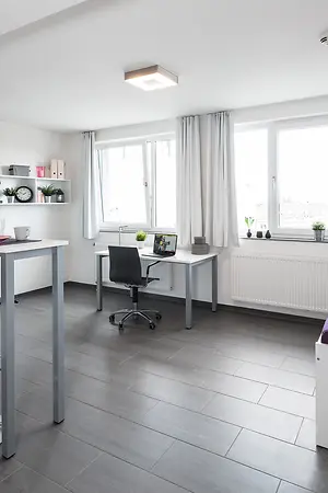 Studio XL 2