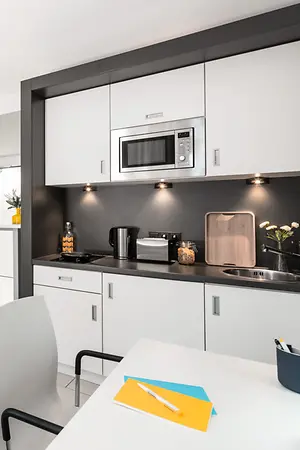 20190403_uninest-alvarium-frankfurt-zimmer_004_foto_mario-andreya