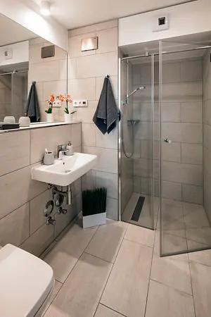 20180522_uninest-urbanum-frankfurt-zimmer_086_foto_mario-andreya