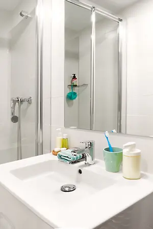 EL_FARO_Habitación individual_baño