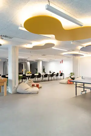Lounge 1