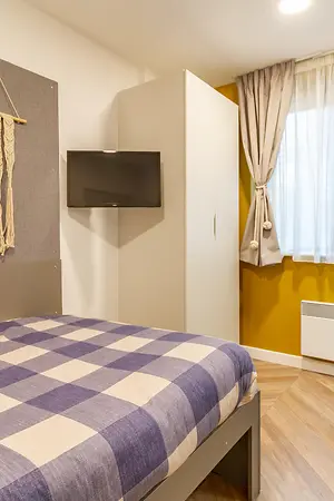 2 Bed Flat Standard (1)