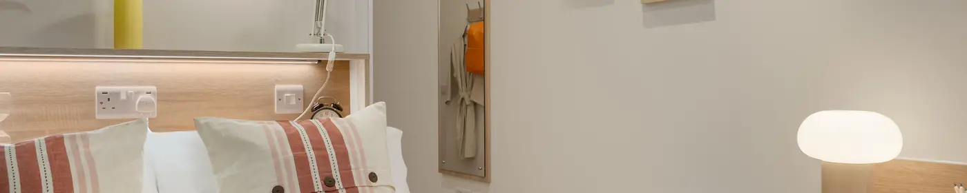 Standard Ensuite-1