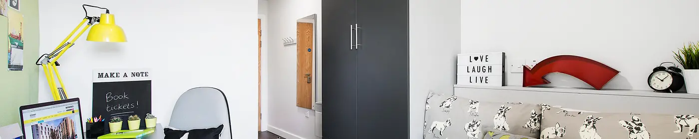 TSHC-AustenHouse-Southampton-ClusterRoom1