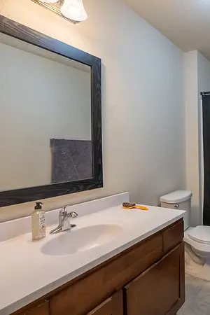 Flagstaff Grove 2x2 Townhome Bath