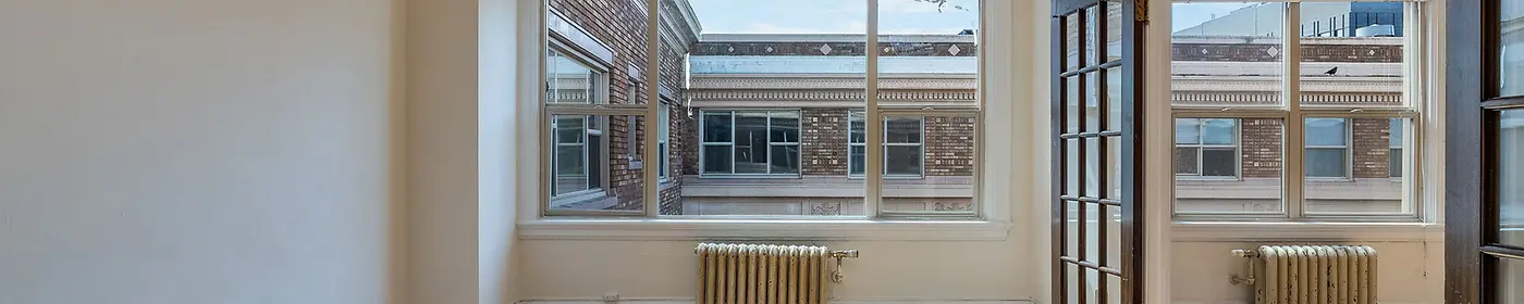Wilsonian 1x1 Classic Living Room Window View
