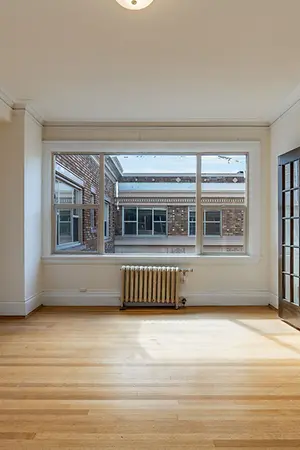 Wilsonian 1x1 Classic Living Room Window View