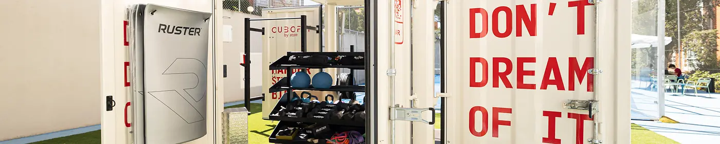 Gimnasio exterior 1