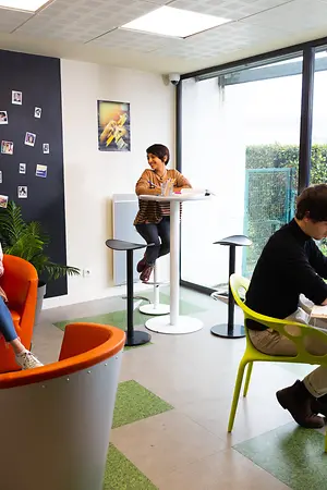 YouFirst-Campus_Pessac-Université_Espace-Lounge (3)